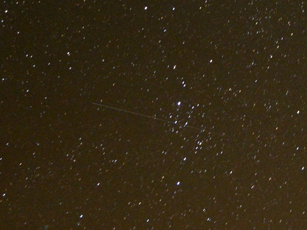 http://www.fourmilab.ch/fourmilog/archives/2015/08/13/perseid_b_2015-08-13.jpg