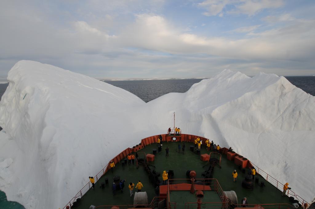 Eclipse 2008 gallery image L239.jpg