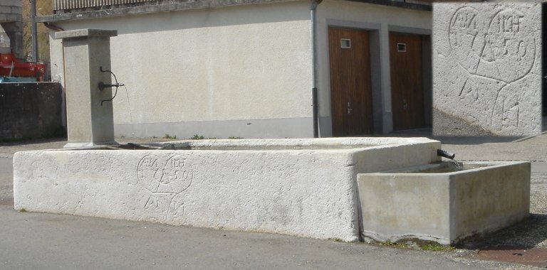 Fontaine, Rue du Franc-Alleu 5&ndash;10, Ligni&egrave;res, RACN 010-6456-00218